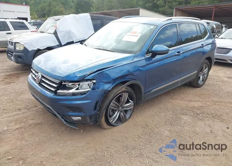 2020 Volkswagen Tiguan 2.0T Se/2.0T Se R-Line Black/2.0T Sel z USA, uszkodzony, nr VIN 3VV3B7AX9LM092126